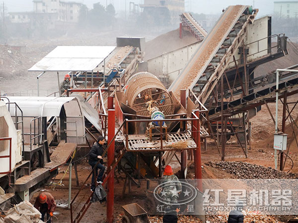 湖南某建筑垃圾破碎現(xiàn)場 湖南某建筑垃圾破碎現(xiàn)場