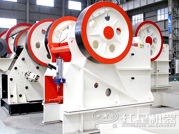 銻礦顎式破碎機生產車間 銻礦顎式破碎機生產車間