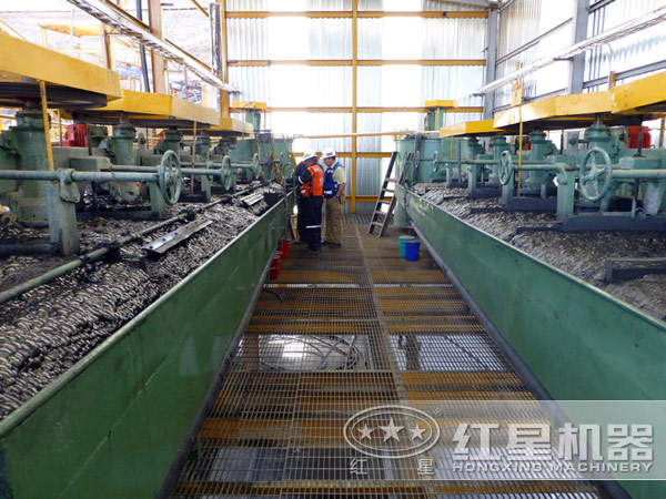 bf浮選機(jī)工作現(xiàn)場 bf浮選機(jī)工作現(xiàn)場