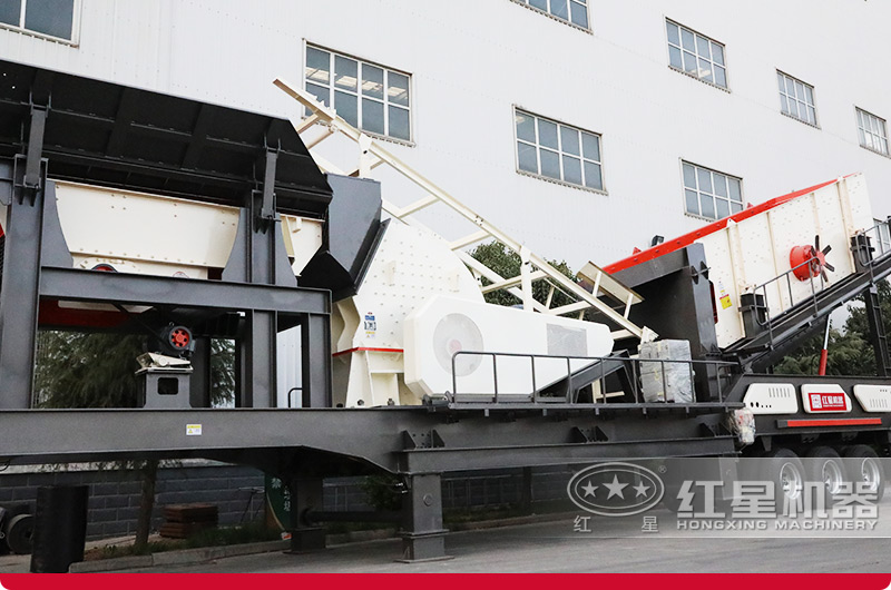 移動式重錘式破碎機圖片 移動式重錘式破碎機圖片