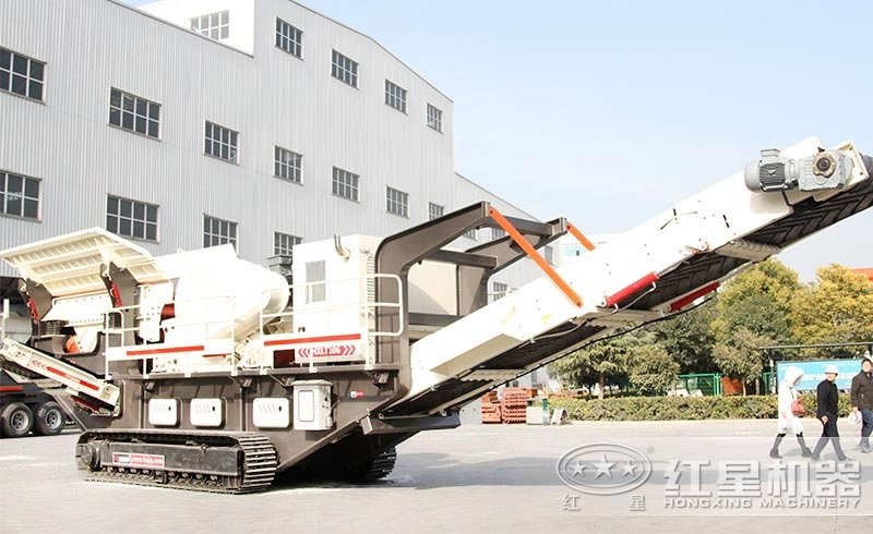 小型履帶石頭破碎機匠工于心,環(huán)保達(dá)標(biāo),不怕污染 小型履帶石頭破碎機匠工于心,環(huán)保達(dá)標(biāo),不怕污染