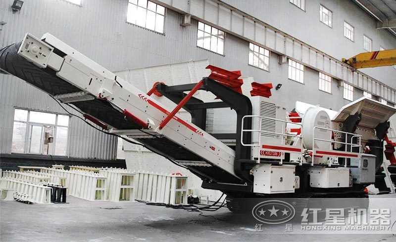 流動式石子粉碎機：履帶液壓驅動，遙控一鍵行走