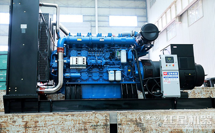 PE1200\*1500顎破機(jī)配大功率電機(jī),動力足,現(xiàn)場作業(yè)更效能高