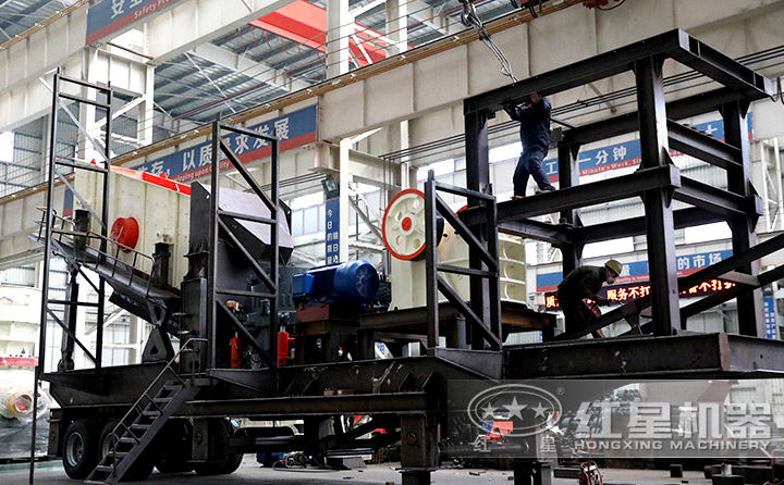 四合一移動式碎石機器 四合一移動式碎石機器