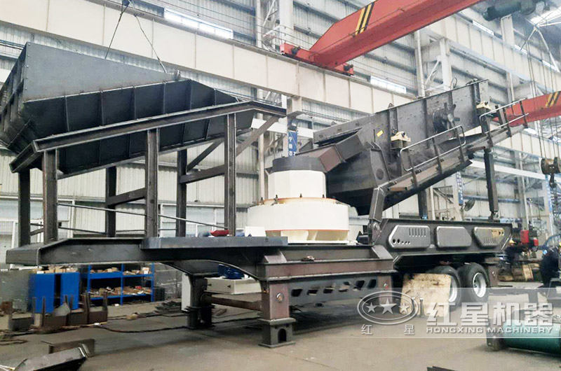 制砂移動破碎機出料粒度可達0-5mm,級配合理