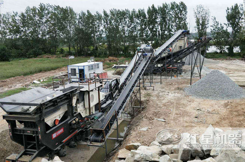 混凝土砂石破碎篩分機(jī)生產(chǎn)現(xiàn)場(chǎng) 混凝土砂石破碎篩分機(jī)生產(chǎn)現(xiàn)場(chǎng)