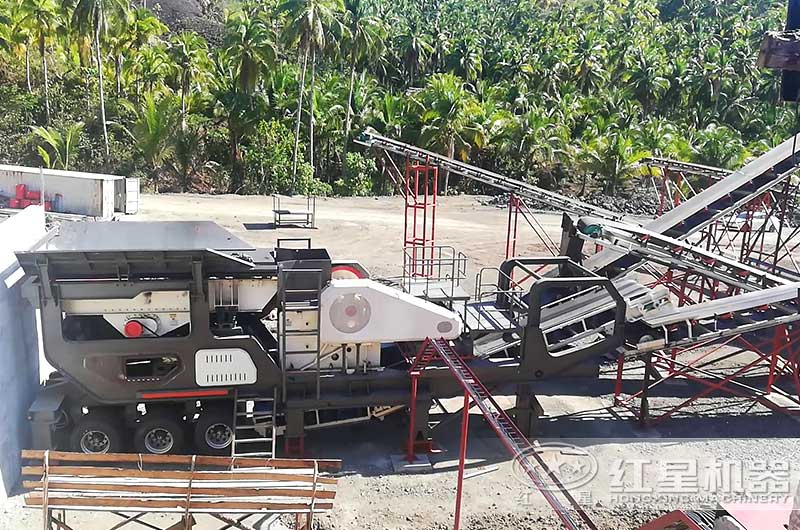 移動式破碎機作業現場圖片 移動式破碎機作業現場圖片