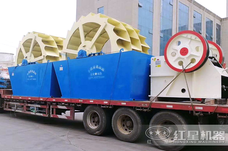 時(shí)產(chǎn)200噸破碎洗沙設(shè)備發(fā)貨中 時(shí)產(chǎn)200噸破碎洗沙設(shè)備發(fā)貨中