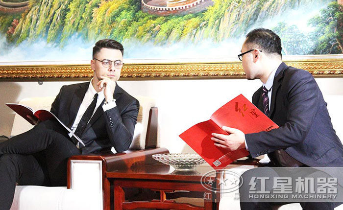 紅星歡迎您的到場(chǎng)參觀 紅星歡迎您的到場(chǎng)參觀