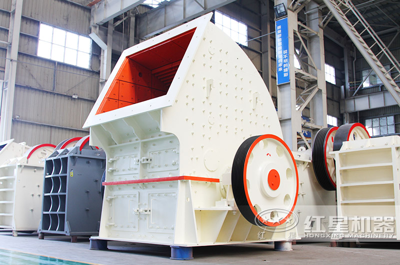 重錘式破碎機:礦山碎石“一次成型” 重錘式破碎機:礦山碎石“一次成型”