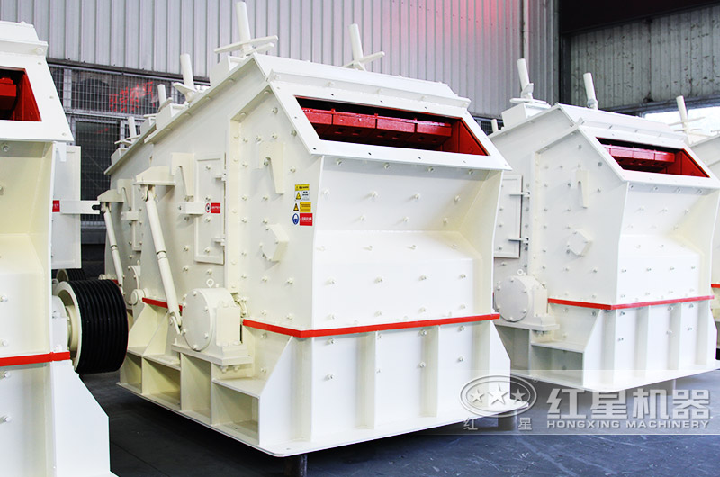 反擊式石子破碎機(jī),整齊度高,粒型好 反擊式石子破碎機(jī),整齊度高,粒型好