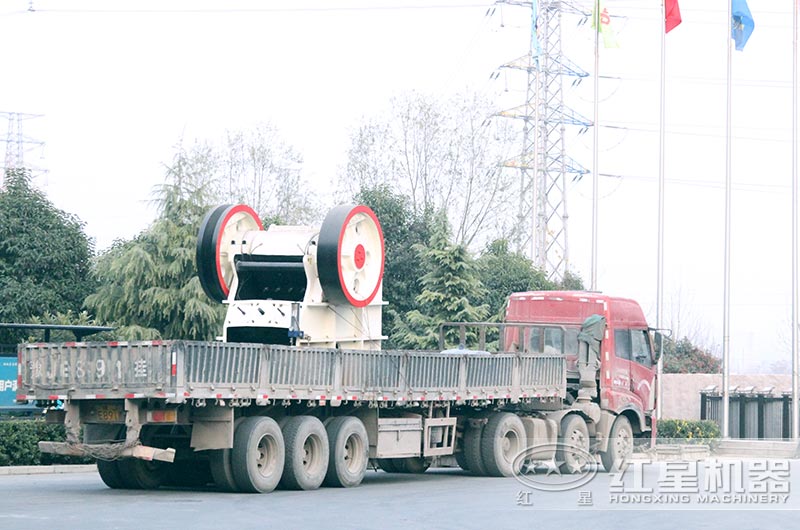 大型石子粉碎機設備發貨 大型石子粉碎機設備發貨