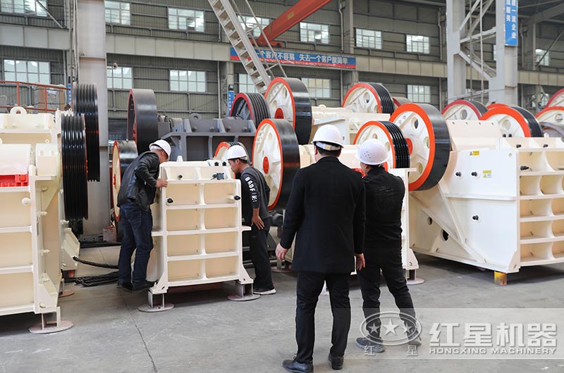 客戶來廠參觀,近距離了解設(shè)備 客戶來廠參觀,近距離了解設(shè)備