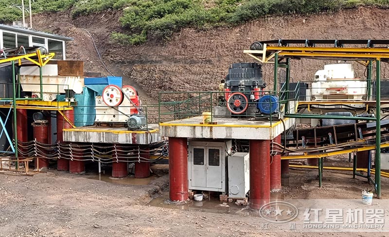 全自動制砂機設備現(xiàn)場 全自動制砂機設備現(xiàn)場