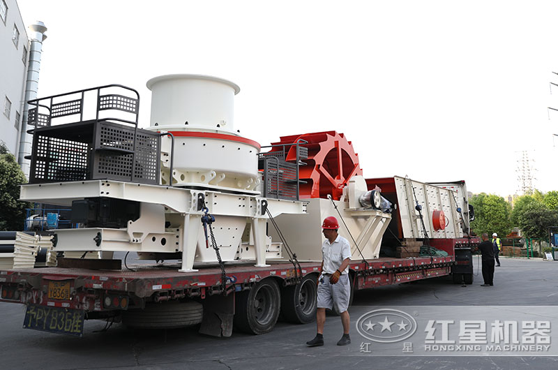 沖擊式破碎機設備發(fā)貨 沖擊式破碎機設備發(fā)貨