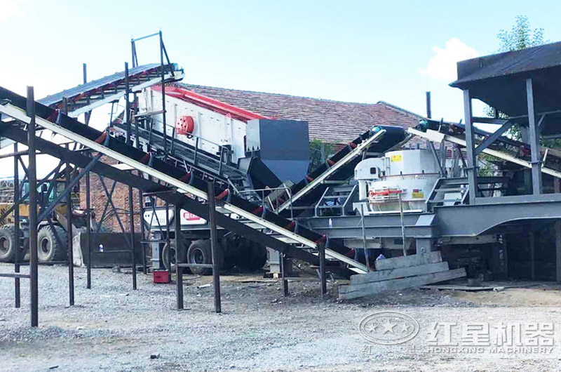 移動式機(jī)制砂生產(chǎn)線,海南客戶現(xiàn)場 移動式機(jī)制砂生產(chǎn)線,海南客戶現(xiàn)場