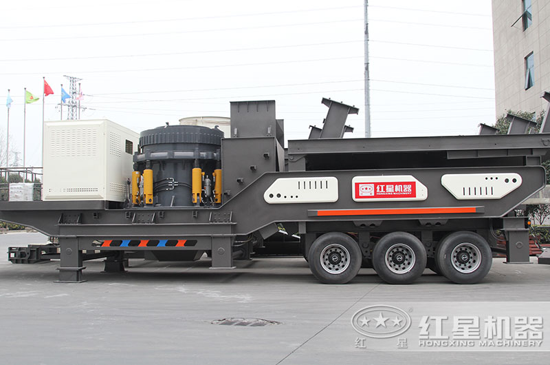 中細碎輪胎移動破碎站圖片 中細碎輪胎移動破碎站圖片