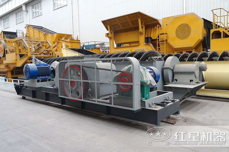 對輥式破碎機(jī)圖片 對輥式破碎機(jī)圖片