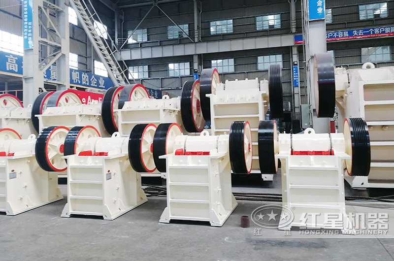 鄂式破碎機(jī) 鄂式破碎機(jī)