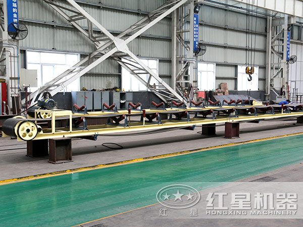 皮帶輸送機(jī) 皮帶輸送機(jī)