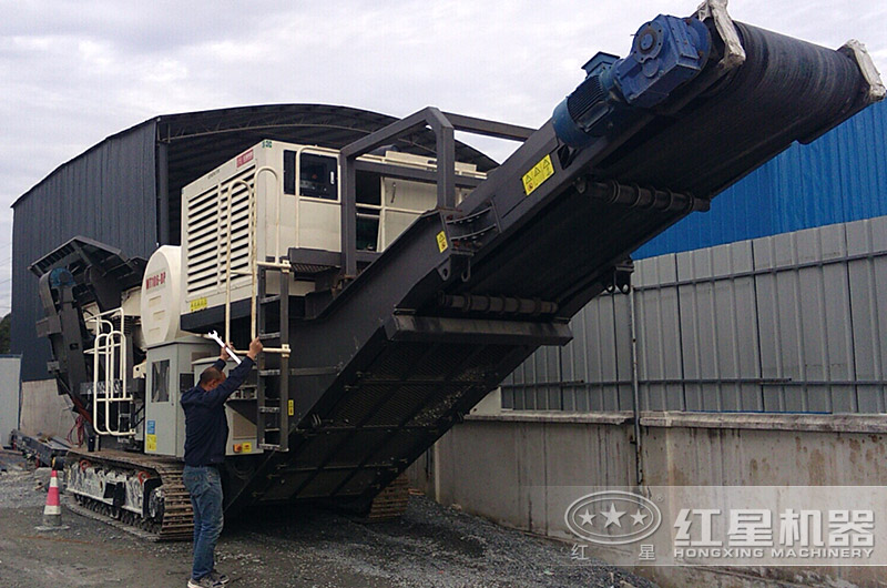 河南鄭州移動破碎機現場 河南鄭州移動破碎機現場