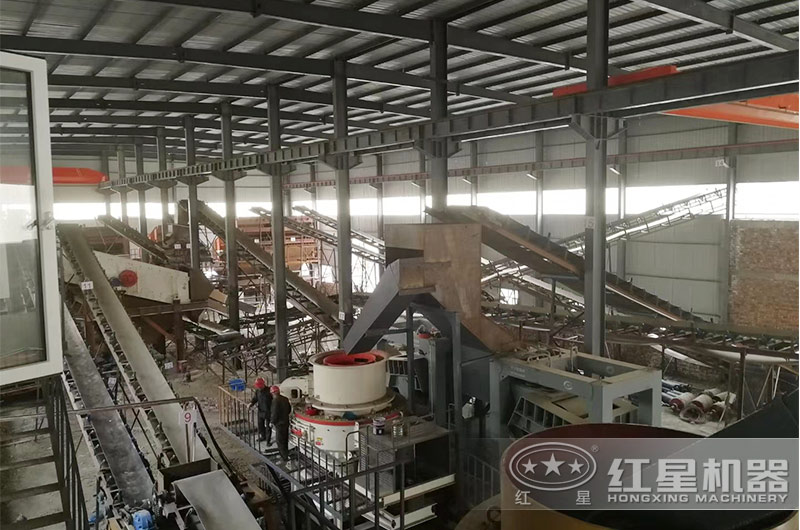 客戶破碎制砂現(xiàn)場(chǎng)實(shí)拍 客戶破碎制砂現(xiàn)場(chǎng)實(shí)拍