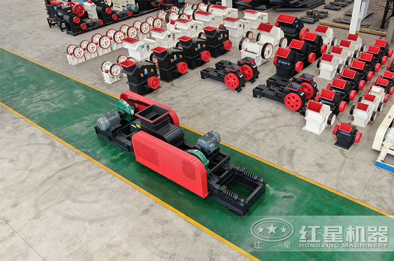 對(duì)輥制砂機(jī)展示 對(duì)輥制砂機(jī)展示