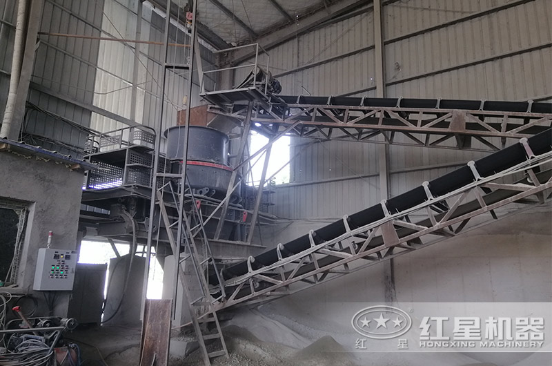 青石破碎加工客戶現場 青石破碎加工客戶現場